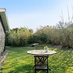 3 Bedroom Pet Friendly In