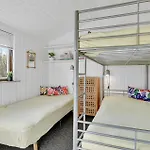 3 Bedroom Pet Friendly In * بوجنسي