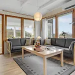 3 Bedroom Pet Friendly In * بوجنسي