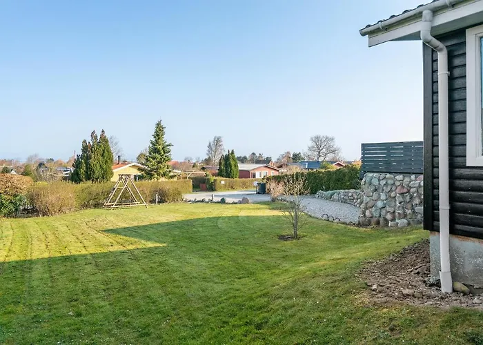 Nyaraló 3 Bedroom Pet Friendly In *