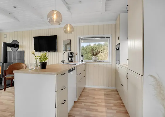 3 Bedroom Pet Friendly In Nyaraló